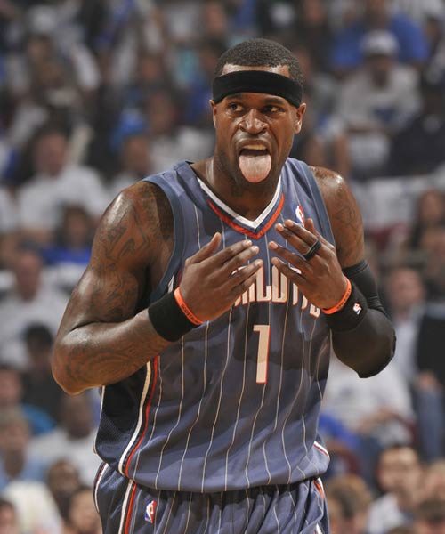 必一|火线精英手机版双生冰与火手雷 双生冰与火手雷怎么样(图1) Bsports必一体育