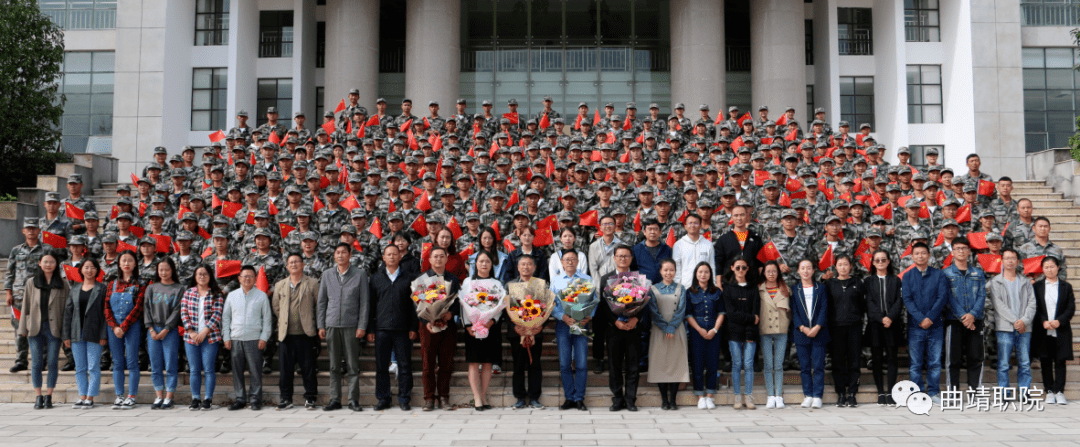 必一-
曲靖职业技术学院(图13)